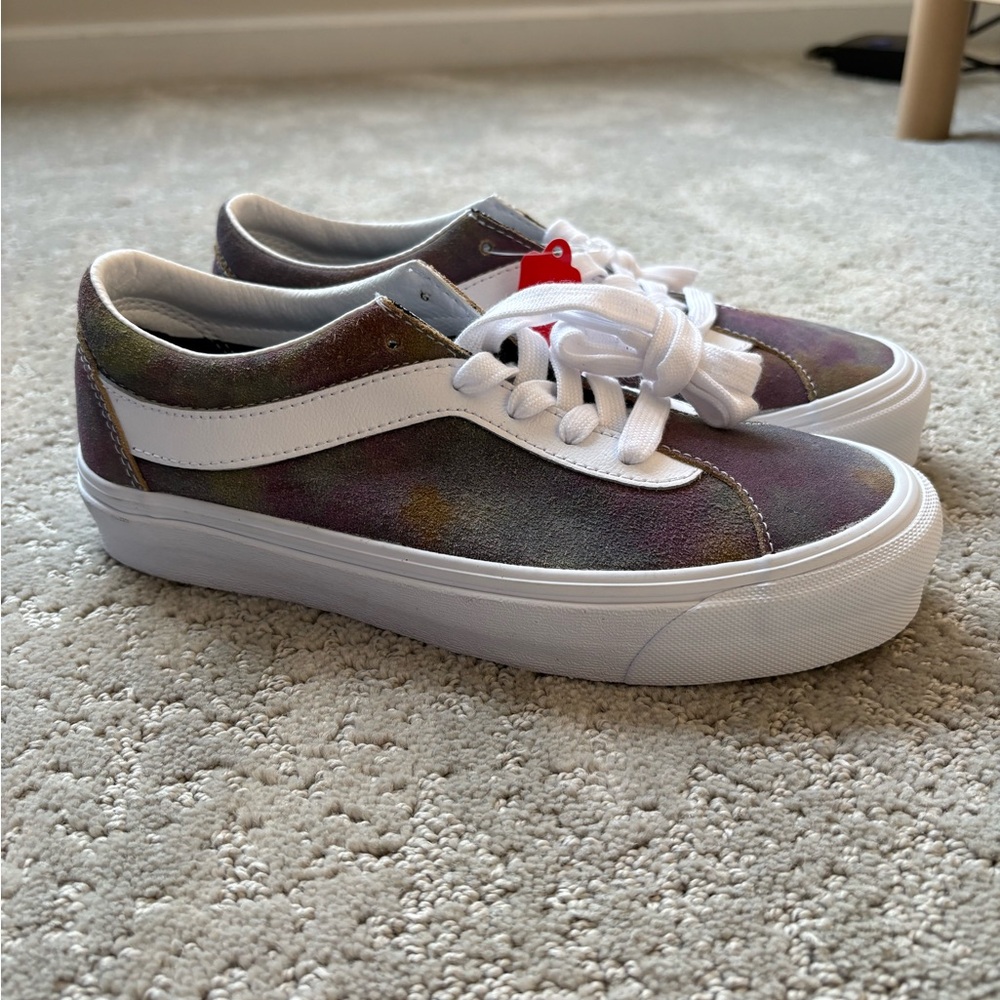 NWT VANS Unique Purple Green Tie Dye Suede